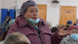 Вера Шуваева попросила жителей хутора Бородин помочь в расчистке места под новый сквер