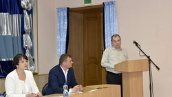 Жители Андреевки оборудуют мини-футбольное поле и детскую игровую площадку
