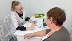 Врачи мобильного медицинского комплекса «Поезд здоровья» провели осмотр кузькинцев