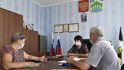 Глава администрации района Татьяна Круглякова провела очередной приём граждан в Огибном