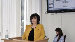 Председатель Мунсовета призвала депутатов активизировать работу на местах в 2019 году