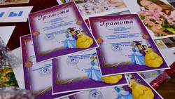 Маленькие жительницы Чернянки получили награды за участие в онлайн-конкурсе ТОСа «Миряне»