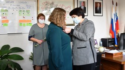 Пять многодетных женщин из Чернянского района получили почётный знак «Материнская слава»