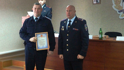 Полицейские из Чернянки получили награды по итогам работы за девять месяцев 2018 года