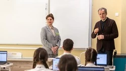 Вячеслав Гладков рассказал о перспективах развития IT-образования в белгородских учреждениях