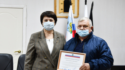 Водители Чернянского района получили награды на праздник работников транспорта