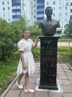Ученицы чернянской школы № 2 покорили Васильевские чтения