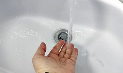 Специалисты водоканала выполнили ремонт на водонапорной башне в Баклановке