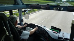 Перевозчики пассажиров оборудуют автобусы и маршрутки цифровыми тахографами