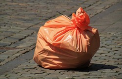 Эксперт Роспотребнадзора Умалат Фейзуллаев обратился к чернянцам с вопросом уборки мусора