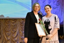 Торжественное чествование медицинских работников прошло в ЦКР посёлка Чернянка