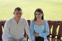 Студент факультета журналистики БелГУ Кирилл Кравченко встретился с молодой семьёй Каребиных