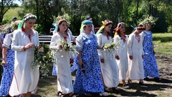 Жители Новой Масловки отметили день Ивана Купалы на берегу водоёма