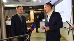 Вячеслав Гладков предложил стать посредником между работодателями и IT-компаниями
