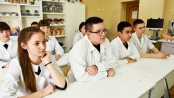 Чернянские десятиклассники назвали самой престижной профессию врача