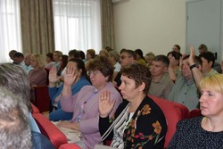 Депутаты Муниципального совета обсудили вопросы летнего отдыха детей на 26-й сессии