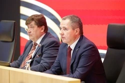 Вячеслав Гладков призвал отказаться от проведения выпускных в заведениях общепита с алкоголем