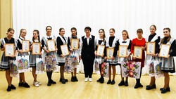 Глава муниципалитета Татьяна Круглякова вручила награды талантливым чернянцам