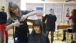 Второй районный конкурс профмастерства по парикмахерскому искусству завершился в Чернянке