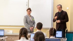 Вячеслав Гладков рассказал о перспективах развития IT-образования в белгородских учреждениях