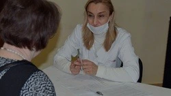 Специалисты отделения профилактики рассказали чернянцам о способах борьбы с гриппом и ОРВИ