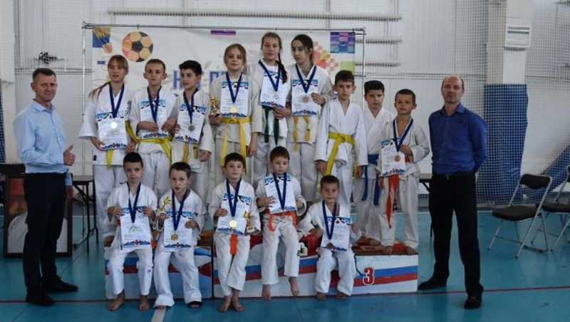 12 медалей завоевали чернянские спортсмены на чемпионате Белгородской области по каратэ