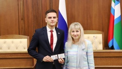 Чернянцы Екатерина Ерохина и Сергей Медведев вошли в Молодёжный парламент про облдуме