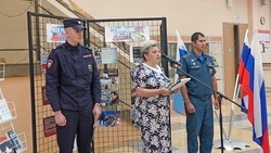 Чернянцы поговорили о безопасности в рамках работы выставки «Летопись российского террора»