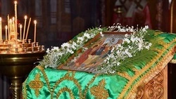 Чернянцы и гости округа отметят Троицу торжественным богослужением в Холковском монастыре