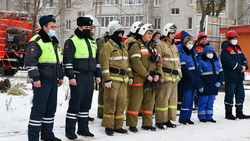 Спасательные службы Чернянского района провели учебную эвакуацию дома на улице Ленина